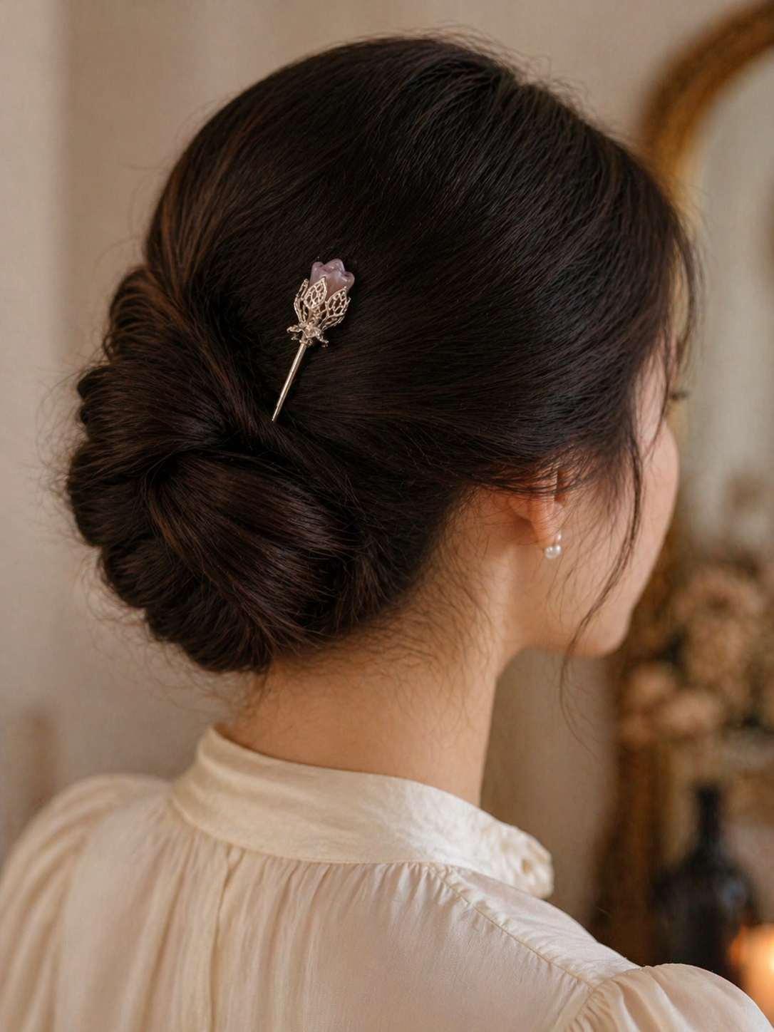 Lavender Quartz Floral Crystal Hair Pin – Silver Finish Elegant Hair Accessory